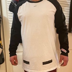 SOLD Off white Brand!long sleeve Ragland T